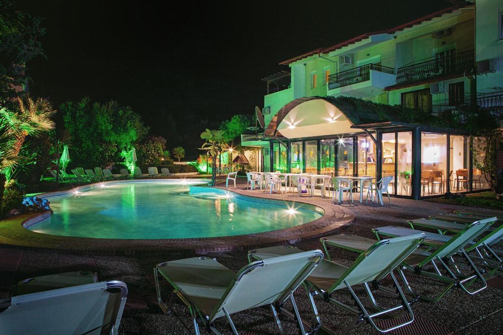 Aristides Aparthotel Fourka